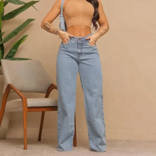 Calça wide leg 

R$99,99

SEM MÍNIMO DE PEÇAS PARA COMPRAS FEITAS
DIRETAMENTE NA LOJA!😉

• Aumente sua renda, venha ser uma revendedora da
Bella Flor!🌸

📌Nosso endereço:
Rua dos Andradas, 1560 - loja 1226
12° Andar da Galeria Malcon
Centro Histórico
Porto Alegre-RS
☎️(51) 3325-0245