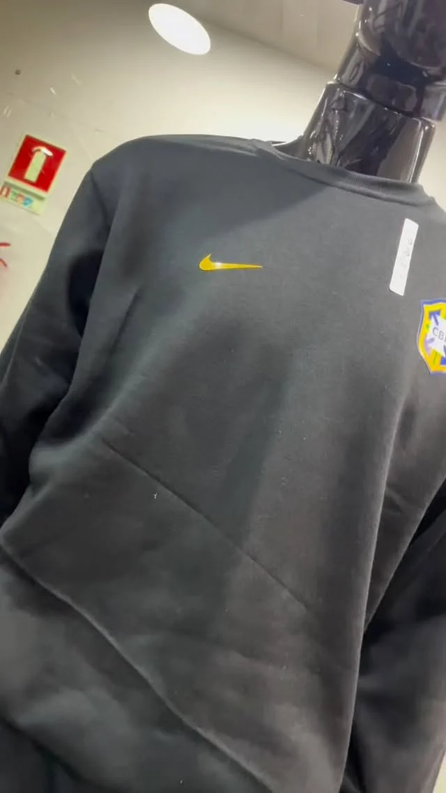 🚨 REPOSIÇÃO CHEGANDO! 🚨

🇧🇷✨ Conjunto Masculino Brasil por apenas R$139,99 ✨🇧🇷

Peça perfeita para quem busca conforto, estilo e ótima saída nas vendas! 🔥

💰 Excelente oportunidade para revenda

Disponível do M ao GG ✔️

Garanta já o seu antes que acabe!
SEM MÍNIMO DE PEÇAS PARA COMPRAS FEITAS DIRETAMENTE NA LOJA! 😉

🌸 Aumente sua renda, venha ser um revendedor da Bella Flor!

📍 Nosso endereço:
Rua dos Andradas, 1560 – loja 1226

12º andar da Galeria Malcon
Centro Histórico
Porto Alegre – RS

☎️ (51) 3325-0245

#reelsviral #explorar #modamasculina #conjuntomasculino #atacado