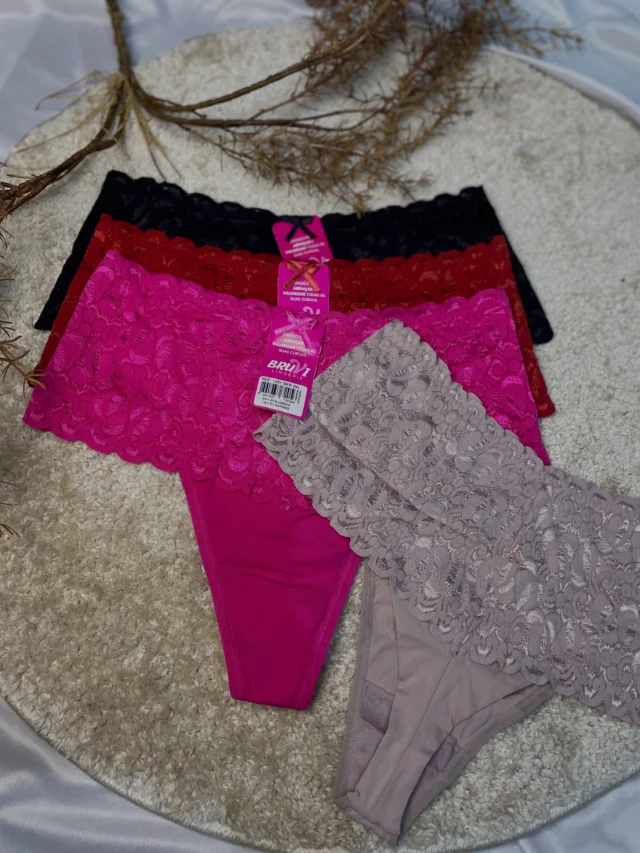 🚨 NOVIDADE NO ATACADO BELLA FLOR! 🚨

Chegaram as CALCINHAS BRUVI 😍💖
E os modelos estão simplesmente LINDOSSS!

✨ Modelos variados
✨ Lindas opções para renovar o estoque
✨ Peças que encantam as clientes
✨ Novidade fresquinha no atacado!

🔥 REVENDEDORA ESPERTA NÃO PERDE LANÇAMENTO!
Corre garantir as suas e consulte nossa equipe para conferir os modelos disponíveis. 🛍️💕

📲 Chama no WhatsApp e faça seu pedido!

📍 Bella Flor Atacado
Rua dos Andradas, 1560 – Loja 1226
12º andar – Galeria Malcon
Centro Histórico – Porto Alegre/RS

📲 WhatsApp: (51) 99778-1272
☎️ Telefone: (51) 3325-0245

#BellaFlorAtacado #CalcinhasBruvi #atacado #ModaÍntima #Revenda