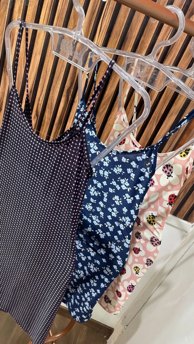 💜✨ PIJAMAS LINDOS CHEGANDO NA BELLA FLOR! ✨💜

Confortáveis, lindos e com aquele precinho perfeito para garantir vários! 😍💤

💰 R$ 32,99 a unidade
🔥 Levando acima de 10 peças, sai R$ 27,99 cada!

Corre aproveitar e garantir os seus! 🛍️💜
📲 Consulte estampas e modelos disponíveis.

#BellaFlor #Pijamas #Atacado #Lançamento #Novidades Revenda