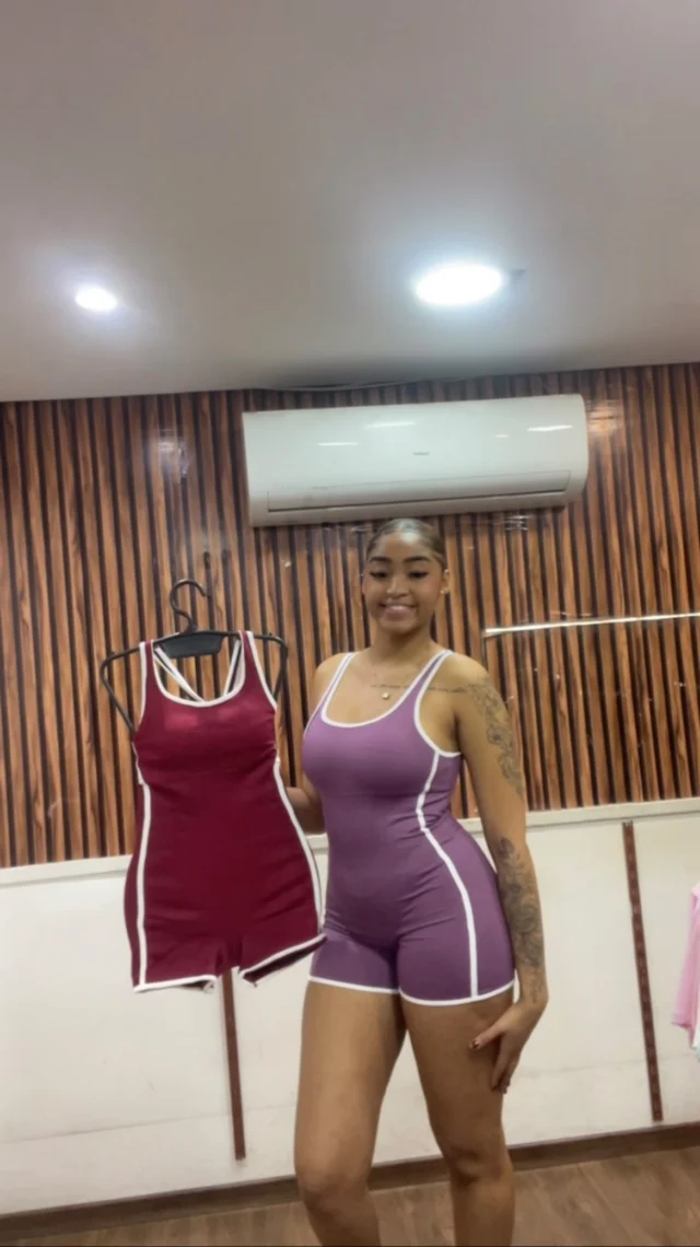 LANÇAMENTO BELLA FLOR! ✨

O macaquinho fitness que é puro charme! 😍

Confortável, lindo e com detalhes que valorizam o corpo! Perfeito para os treinos ou para o dia a dia! 💕

💰 Unidade: R$ 59,99
🔥 Levando 12 peças: R$ 49,99 cada!

Tamanhos: P/M e G/GG

Garanta já o seu! 🛍️💖

#BellaFlorAtacado #ModaFitness #MacaquinhoFitness #Lançamento #ModaFeminina Atacado